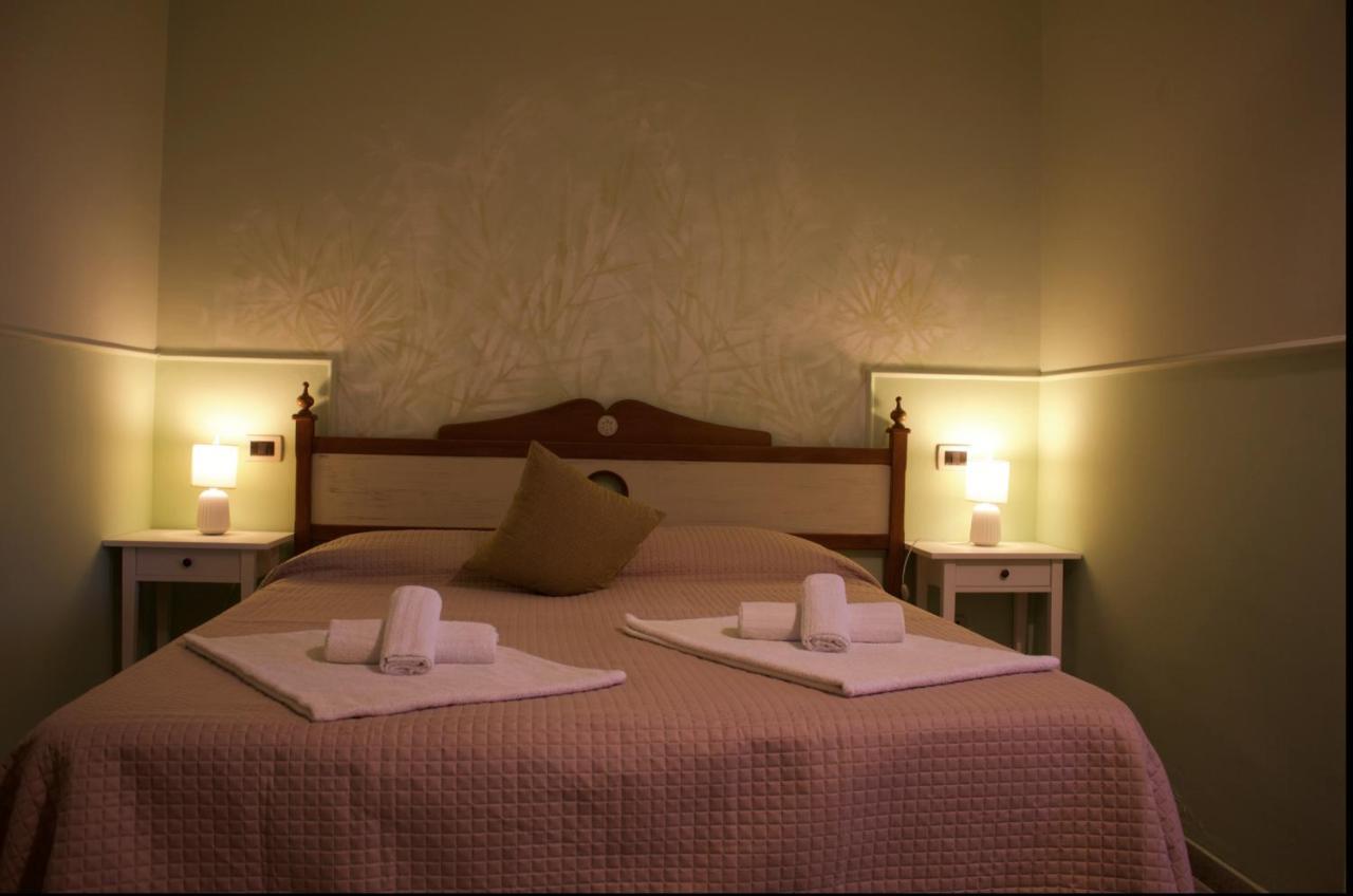 La Trinacria Bed & Breakfast Giardini Naxos Eksteriør bilde